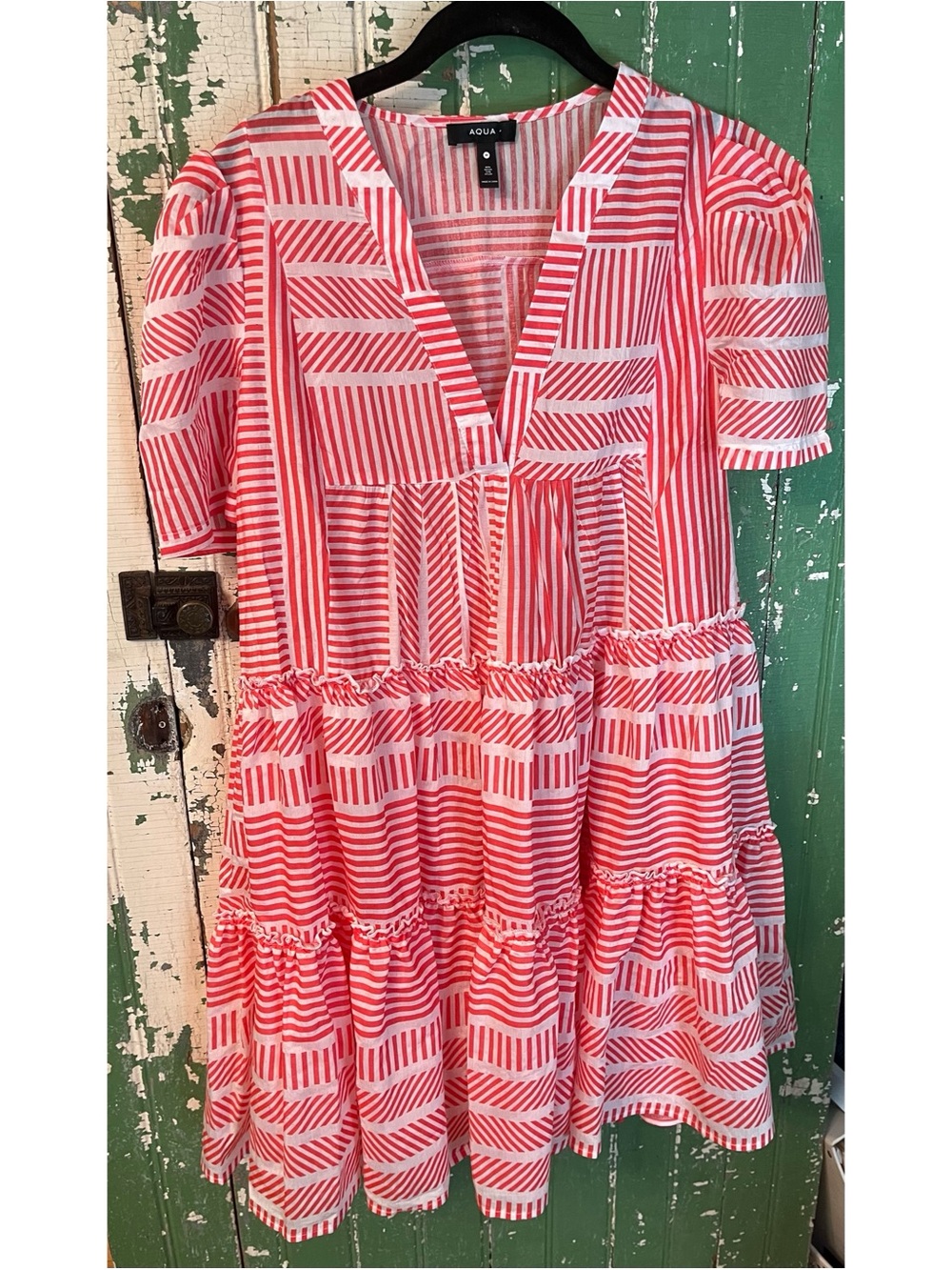 NWT Bloomingdale’s AQUA Pink Striped V-Neck Tiered Dress Size Medium